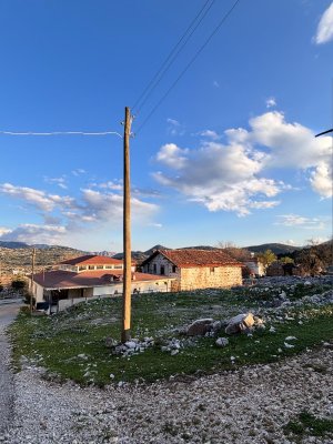 AKSEKİ EMLAKTAN ÖMER DURUK KARŞISI KÖY İÇİ İMARLI ARSA