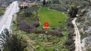 ANTALYA AKSEKİ’DE ANA YOL CEPHELİ, TEK TAPU MÜSTAKİL TARLA
