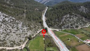 ANTALYA AKSEKİ’DE ANA YOL CEPHELİ, TEK TAPU MÜSTAKİL TARLA